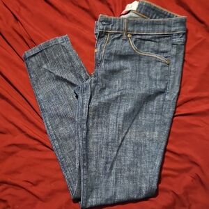 Women's Skinny Jeans in Classic Blue Denim